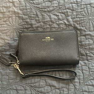Coach Signature Double Zip Wristlet Wallet